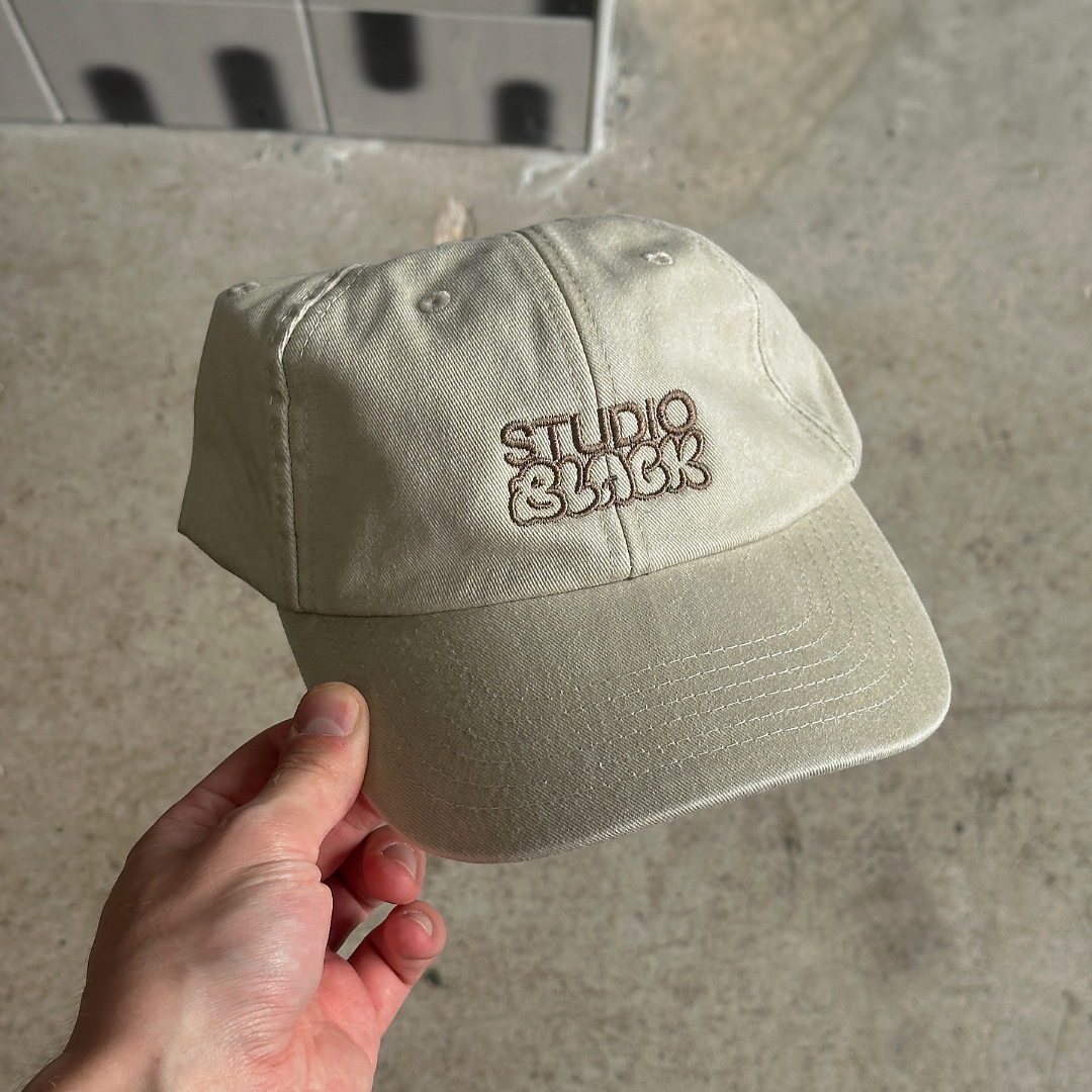 Vintage Cap – Oat Milk